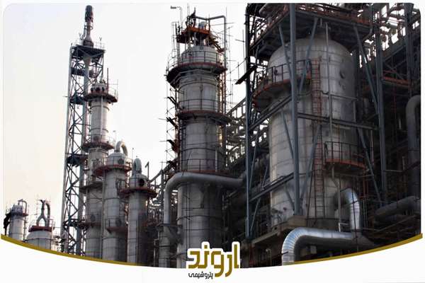 دکتر کریمی: راه جلوگیری از قاچاق محصولات پتروشیمی،‌ کاهش اختلاف نرخ ارز نیمایی و بازار آزاد و مدیریت تقاضا است